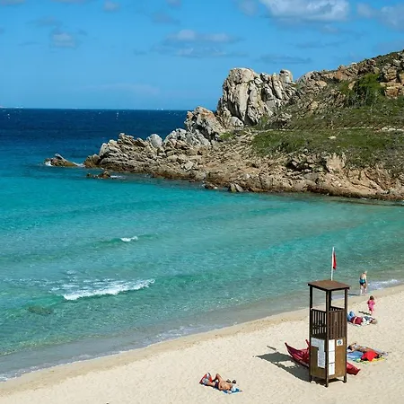 Glorious Le Pavoncelle One Bedroom Sleeps Four Child Num1453
