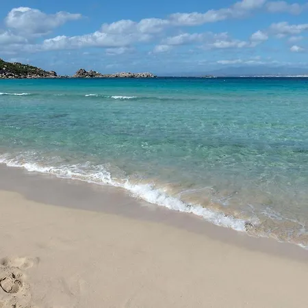 Glorious Le Pavoncelle One Bedroom Sleeps Four Child Num1453 Appartement Santa Teresa Gallura